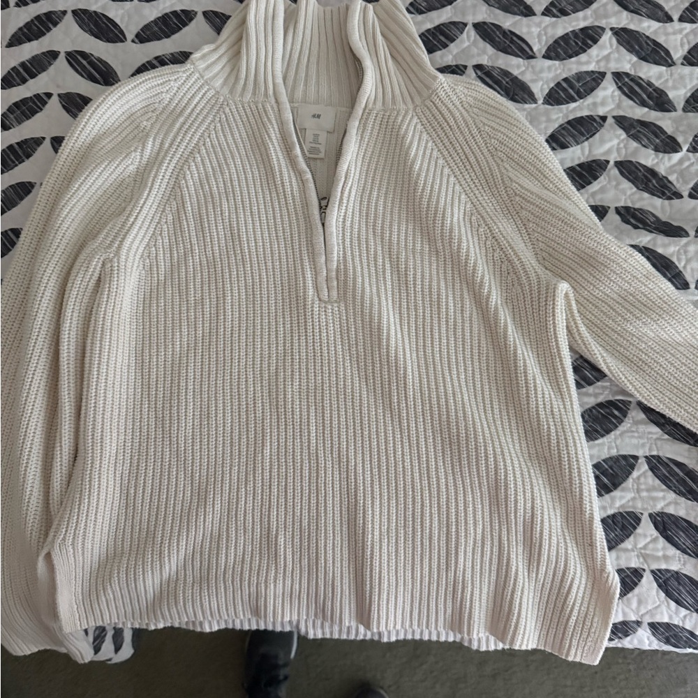 H&M Cream Ribbed Sweater
